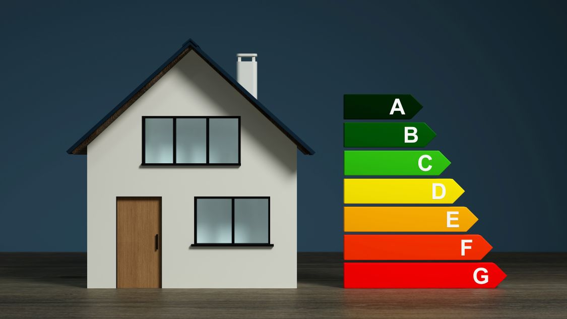 Rénovation énergétique aidée et sous-traitance dès 2027 : quel impact sur le coût de vos travaux ?